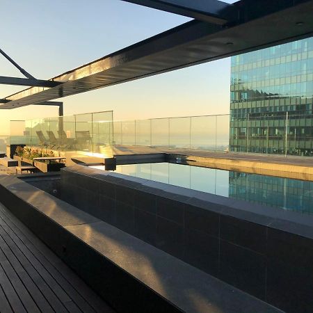 16 On Bree Luxury Studio Apartment With City Mountain Views Cape Town Exterior foto